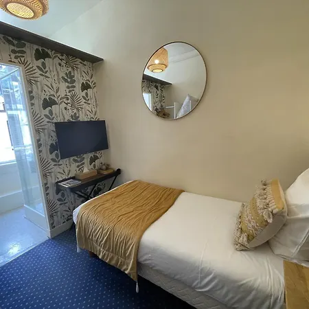 Le - De Charme Hotel 2*