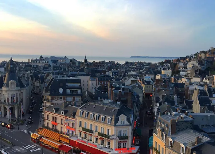 Le - De Charme 2* Trouville-sur-Mer