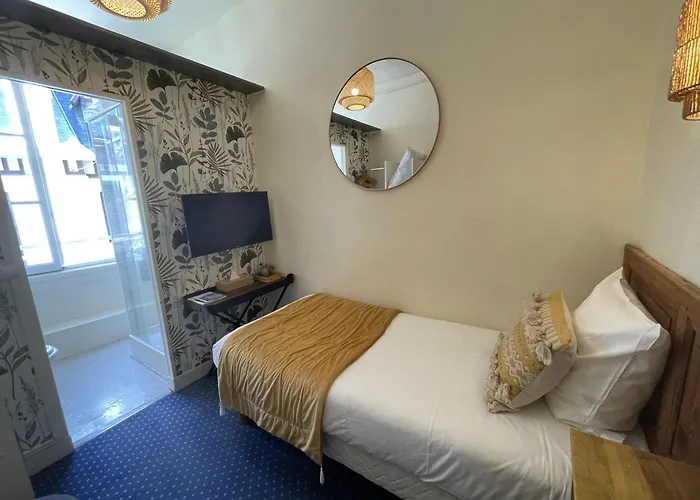 Le - De Charme Hotel 2*