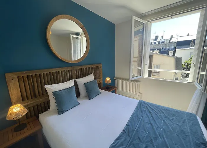 Hotel Le - De Charme 2*