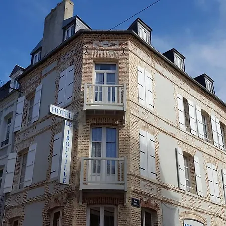 ホテル Le - De Charme トルヴィル＝シュル＝メール