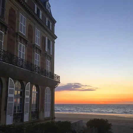 Hotel Le - De Charme 2*