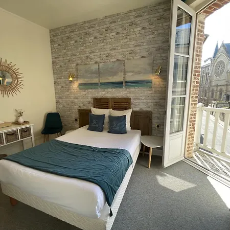 Le - De Charme 2* Trouville-sur-mer