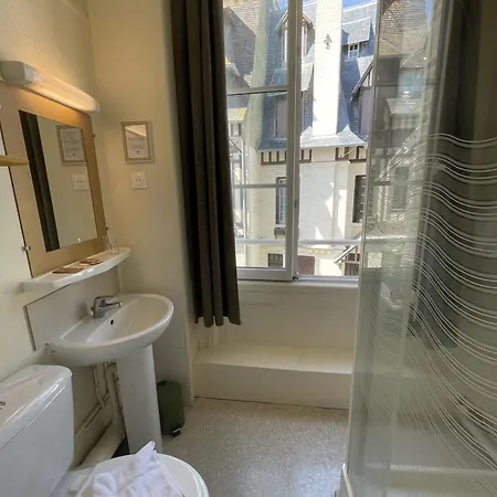 Le - De Charme 2* トルヴィル＝シュル＝メール